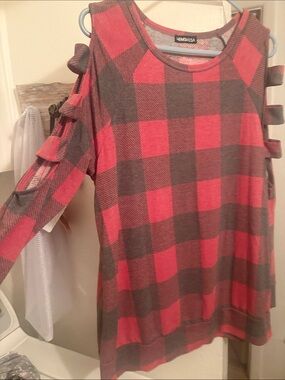 HEIMISH USA Red & Gray Buffalo Plaid Crewneck Top